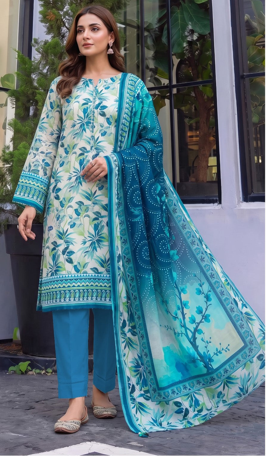 Khaadi Printed Khaddar 3-Piece Suit