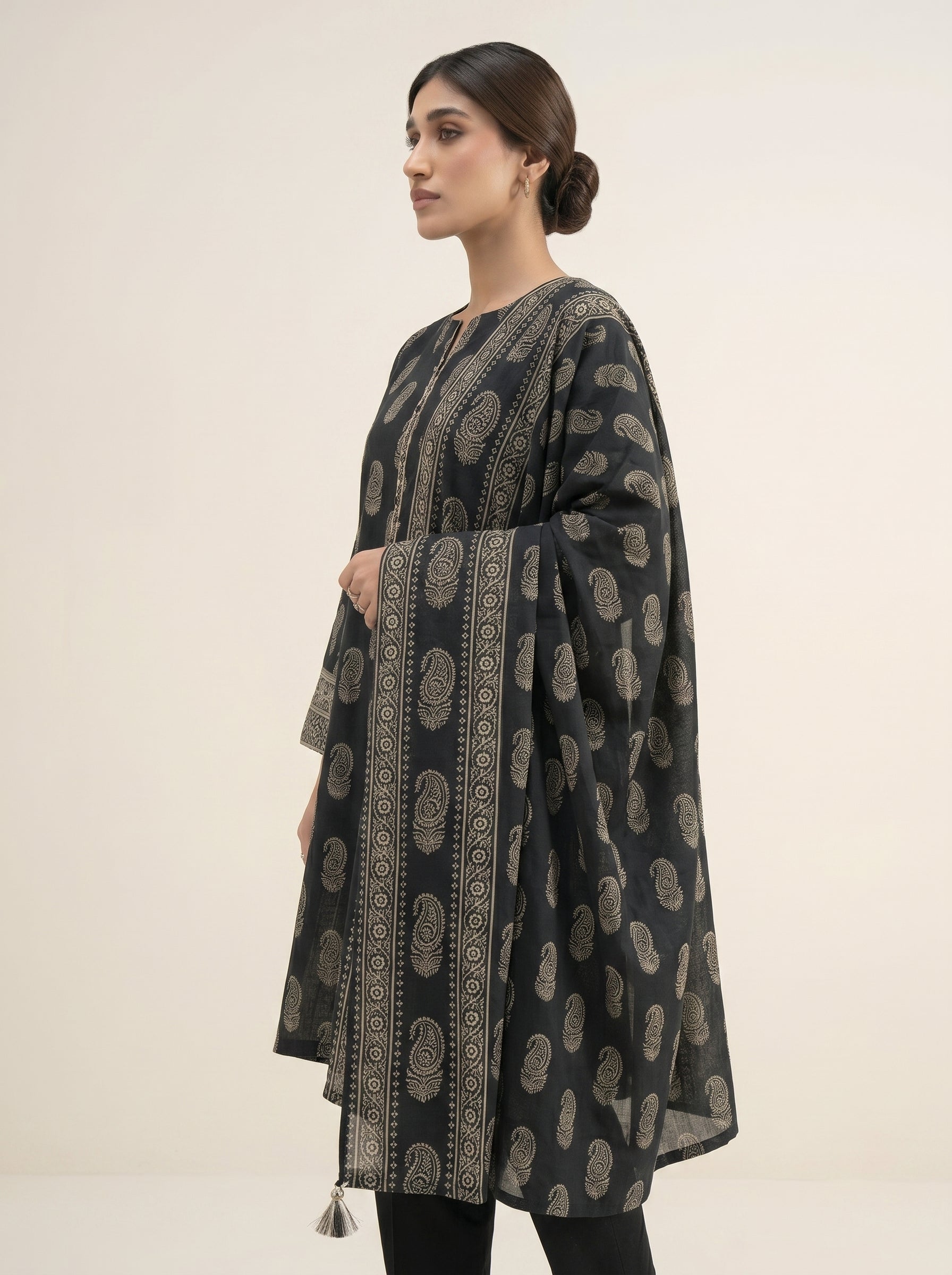 3 Piece - Printed Lawn Suit