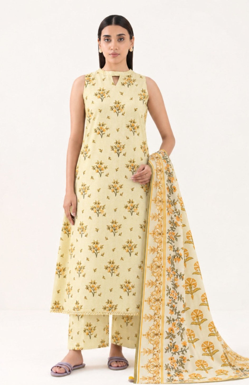 Sapphire 3PC Printed Karandi Suit