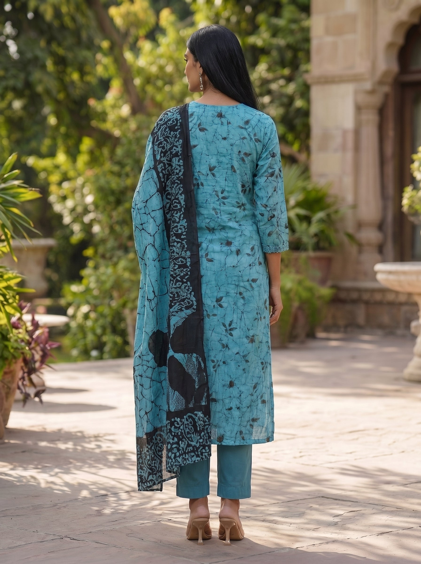 3 Piece Sky Blue Lawn Suit