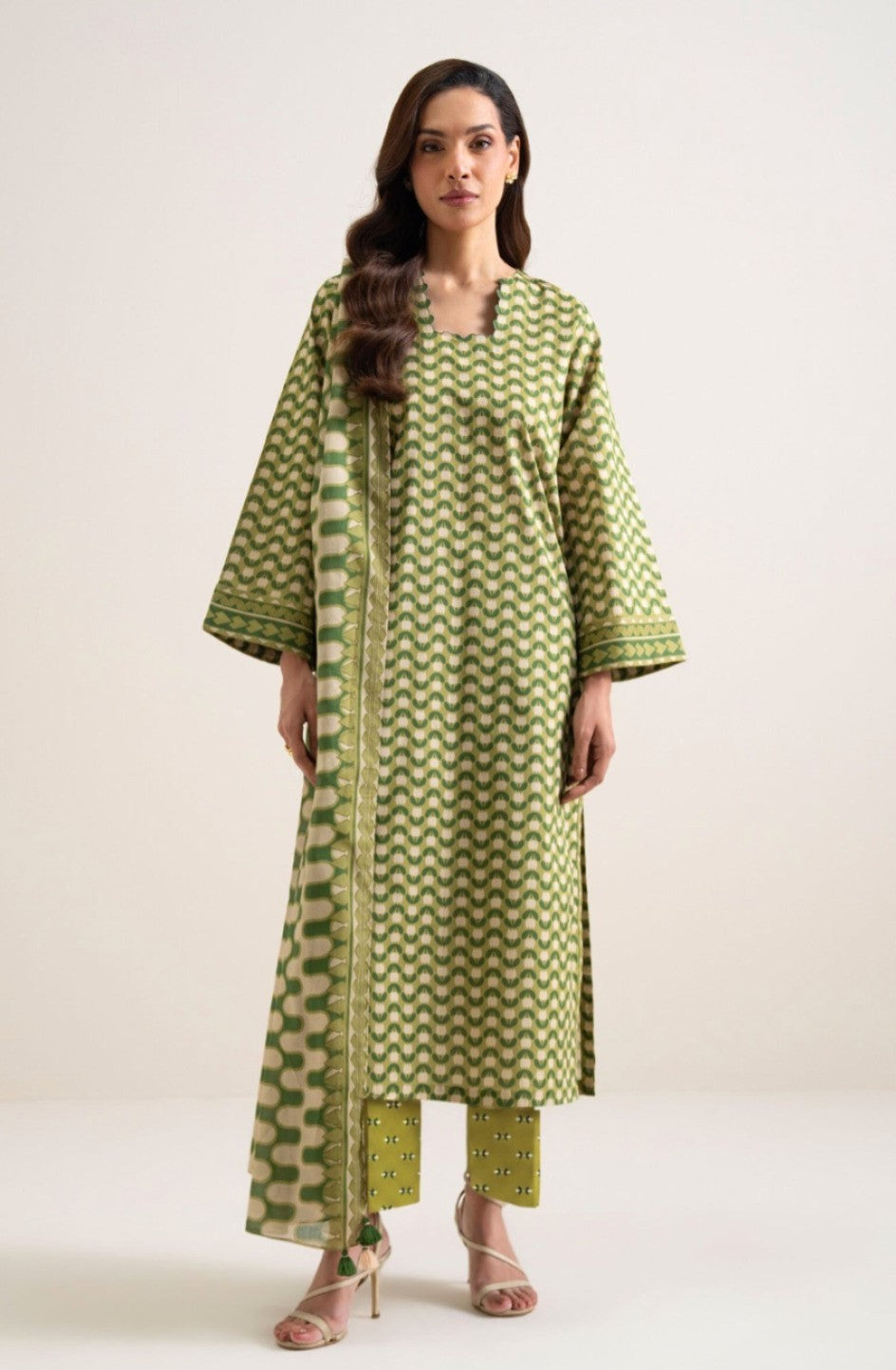 Sapphire 3PC Printed Karandi Suit
