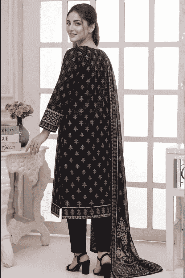 Mashaim Printed Khaddar 3 Piece Unstitched Suit